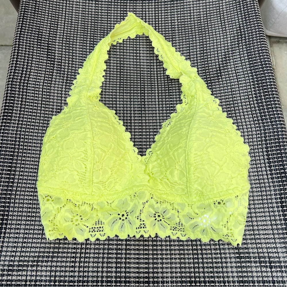 Aeropostale Live Love Dream Bralette Size S.